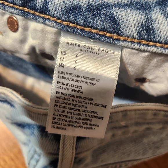 American Eagle Distressed Light Blue Denim Shorts Teen  Sz 4 - Picture 8 of 13